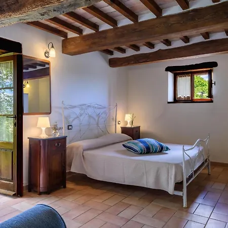 1 Bedroom In شقة SantʼAngelo in Vado
